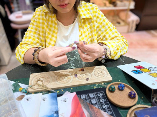 Maggie K Signature Bespoke Jewelry:Maggie 親自設計水晶能量手鍊訂製服務